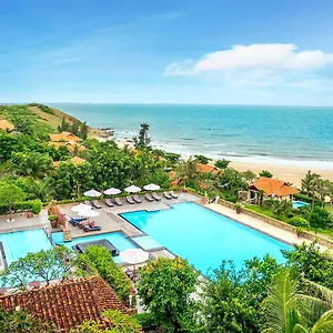 **** Resort Romana & Vietnam